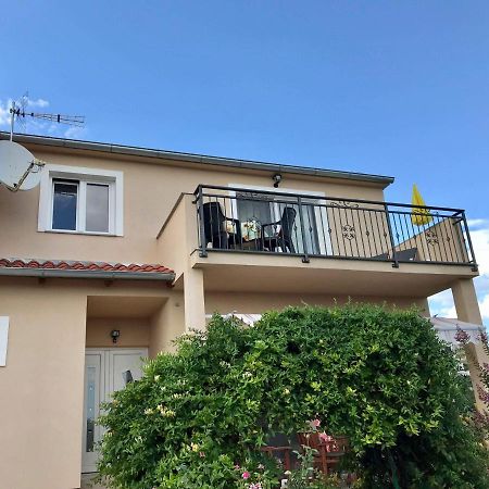Apartman Laura Tribalj Dış mekan fotoğraf