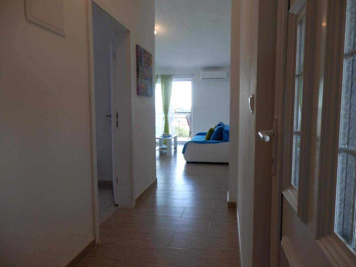 Apartman Laura Tribalj Dış mekan fotoğraf