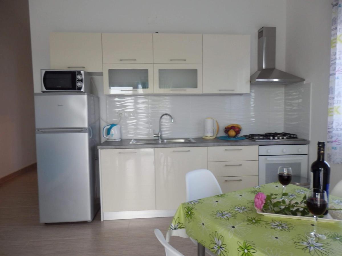 Apartman Laura Tribalj Dış mekan fotoğraf